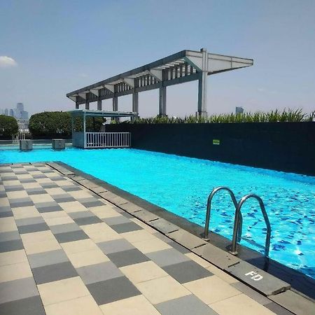 Apartment Cosmo Terrace Jakarta Kültér fotó